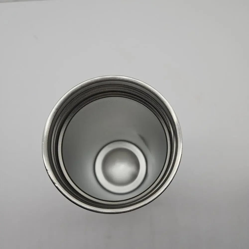 YETI Rambler 18 oz Stainless Steel Silver Bottle Standard Cap Water Coffee Soda